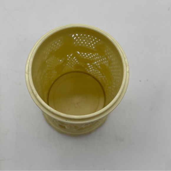 Vintage Plastic Cocktail Party Appetizer 31 Fork Set - Picture 9 of 14